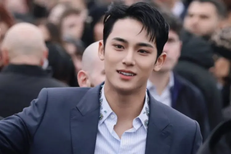 Pendapatan YG Lebih Rendah dari Uang yang Diberikan Mingyu SEVENTEEN pada Orang Tuanya