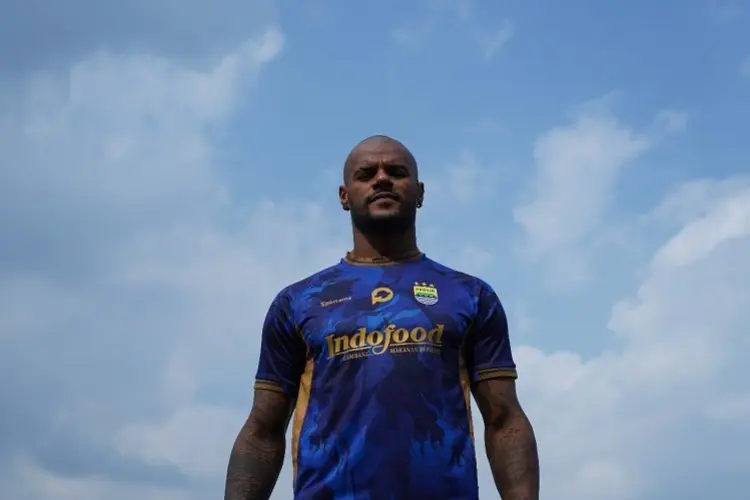 Inilah Harga Jersey Anyar Persib Bandung, Perdana Dipakai David da Silva CS di Piala Presiden 2024