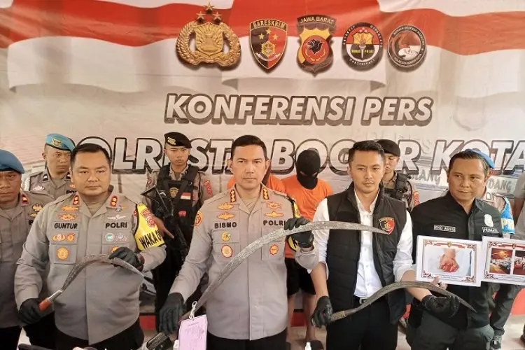 Polisi Tangkap Pelaku Pembacokan Depan SMP Pandutama, Satu Pelaku Ditembak