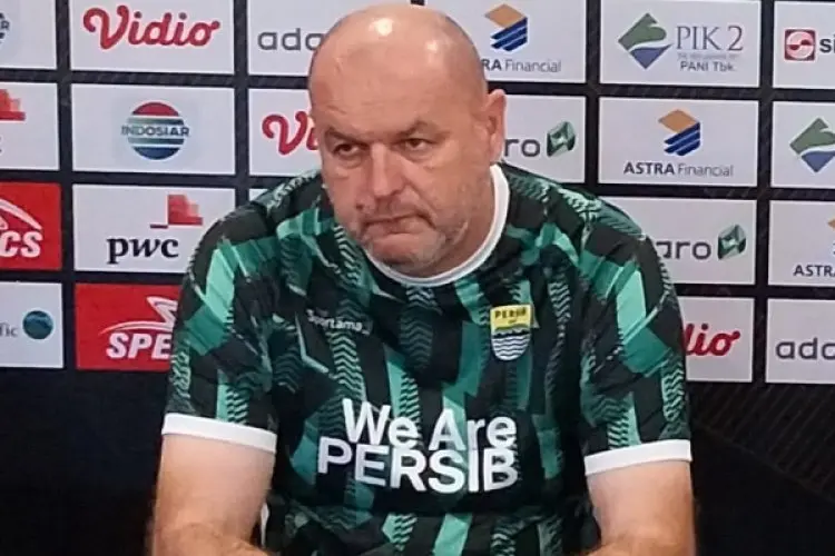 Bojan Hodak Jelaskan Soal Budget Persib untuk Musim 2024 2025