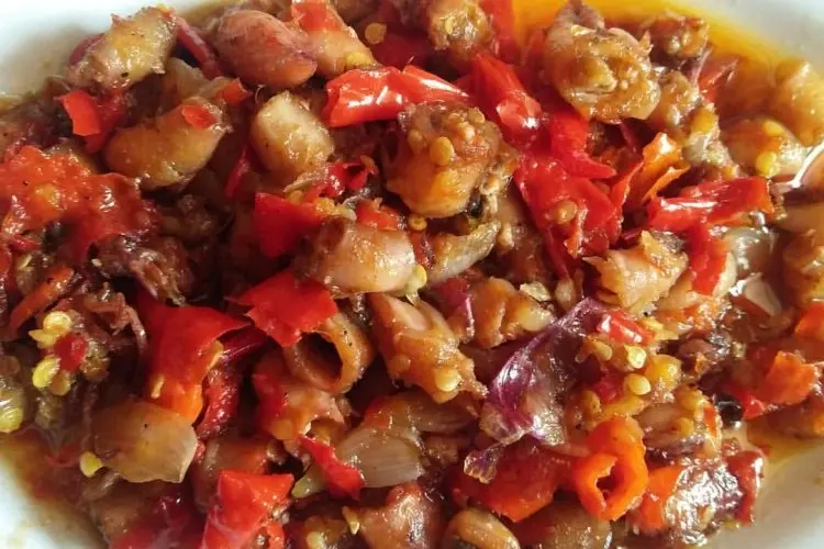 Resep Sambal Bawang Asin Cumi Pedas Gurih Maksimal, Bikin Nagih Sampai Suapan Terakhir Dijamin Anti Gagal!