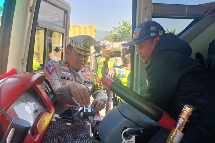 Satlantas Polresta Bandung Gelar Razia Knalpot Telolet di Exit Tol Soroja