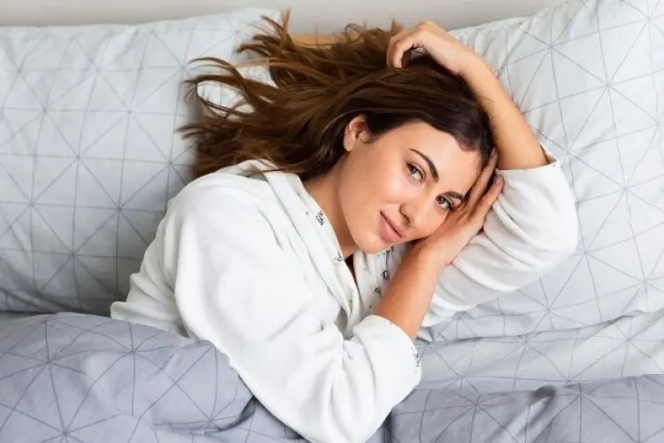 3 Tips Perawatan Rambut Sebelum Tidur untuk Kurangi Risiko Kerusakan