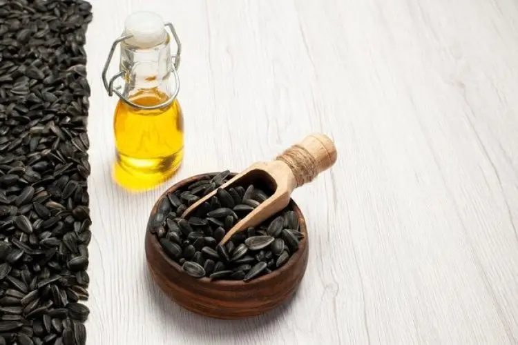 Manfaat Minyak Jintan Hitam untuk Perawatan dan Pertumbuhan Rambut