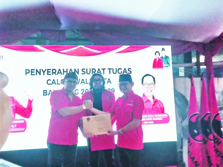 PDIP Resmi Tugaskan Dandan Riza Wardana Untuk  Konsolidasi Ngadandanan Kota Bandung