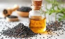 Tak Banyak yang Tahu, Ini 5 Tips Aplikasikan Minyak Jintan Hitam untuk Kesehatan dan Pertumbuhan Rambut