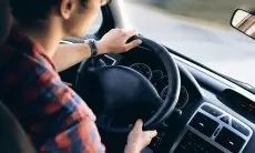 Nyetir Mobil: Panduan Lengkap Berkendara Aman dan Nyaman untuk Semua Pengemudi