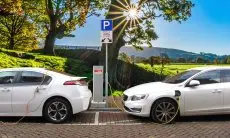 Tips Jitu Merawat Baterai Motor dan Mobil Listrik Agar Tidak Cepat Rusak dan Hemat Biaya