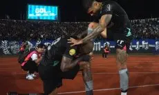 FOTO: Persib Bantai PSBS Biak 4-1 di Laga Perdana Liga 1 2024/2025