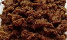 Serundeng Daging Sapi: Nikmatnya Perpaduan Manis, Gurih, dan Empuk, Bumbu Meresap Sempurna! Stok Makanan Lezat yang Praktis untuk Keluarga Tercinta