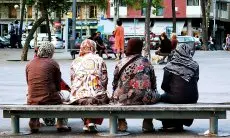 7 Jurus Jitu Menaklukkan Kecanggungan dan Jadi Sosok Menarik di Lingkungan Baru