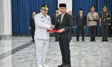 Lantik Dedy Supriyadi Jadi Pj Bupati Bekasi, Bey Machmudin Ingatkan Soal Integritas