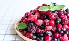 6 Manfaat Buah Beri untuk Perawatan Kulit, Mulai dari Mencerahkan hingga Tingkatkan Produksi Kolagen