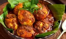 Resep Rendang Telur Pedas Meresap ala Rumahan: Nikmatnya Bumbu Kaya Rempah yang Bikin Nagih! Cocok untuk Pemula, Dijamin Sukses!