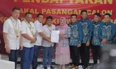 Pasangan Haru Suandharu-R Dhani Wirianata Daftar ke KPU Kota Bandung jadi Patandang di Pilwalkot Bandung 2024