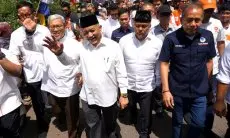 FOTO: Pasangan Ahmad Syaikhu-Ilham Habibie Daftar Pilgub Jabar 2024