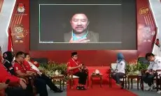 Karier Politik Ronal Surapradja Cawagub PDIP di Pilgub Jabar, Gagal Lolos DPR RI hingga Sebar Baligo Maju di Piwalkot Bandung