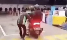 Viral Driver Ojol Wanita Pergoki Suami Diduga Bonceng Wanita Lain di Pom Bensin