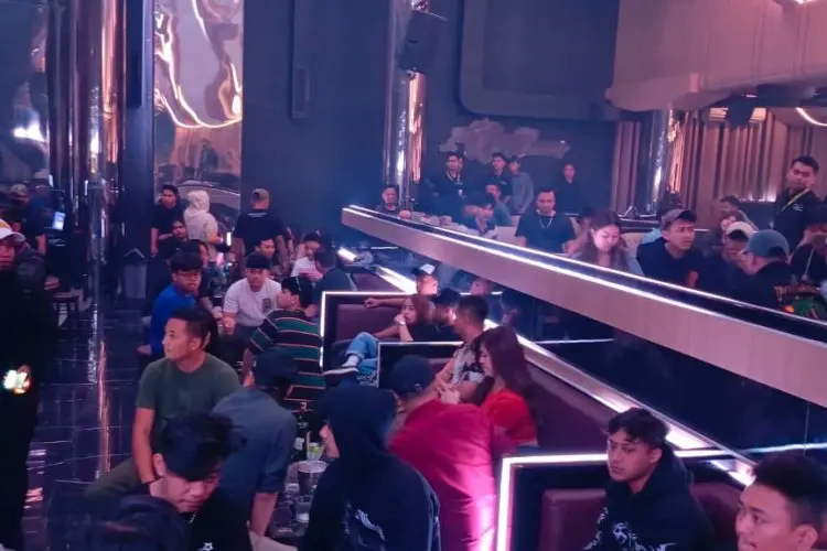 Razia Tempat Hiburan Malam, Polisi Amankan 7 Orang