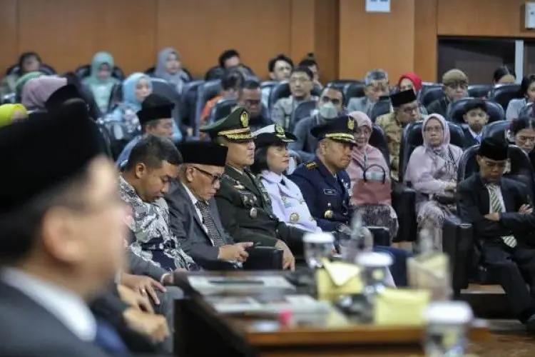 Anggota DPRD Kota Bandung Periode 2024-2029 Dilantik, Agus Andi Setyawan jadi Ketua Sementara
