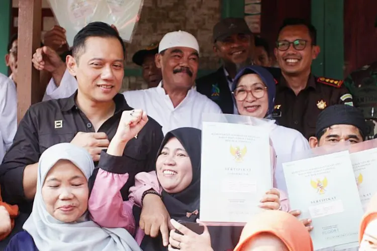 Sudah Turun Temurun, Melalui Program PTSL, Warga Desa Cibalung Baru Memiliki SHM