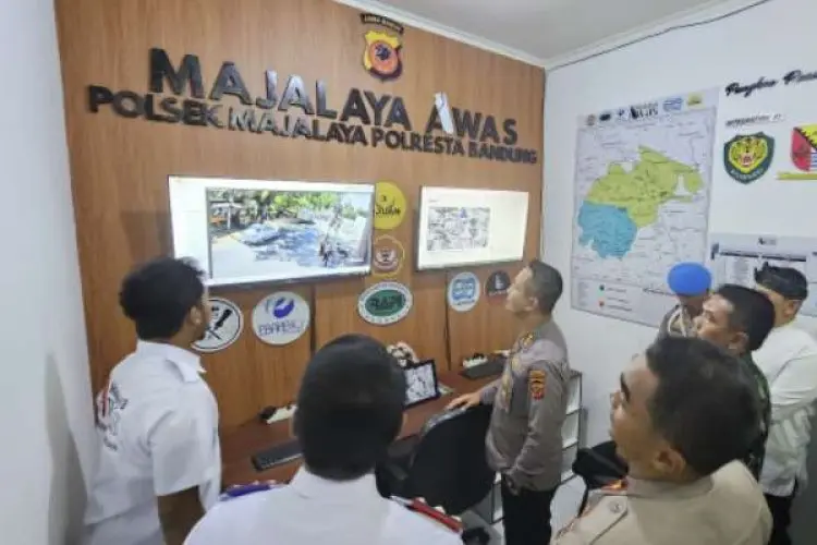 Polsek Majalaya Pasang CCTV Pantau Puluhan Titik Rawan Kemacetan Lalin dan Kejahatan di Majalaya