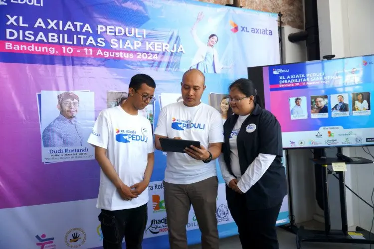 FOTO: XL Axiata Gelar Pelatihan Kecakapan Digital Bagi Penyandang Disabilitas di Bandung