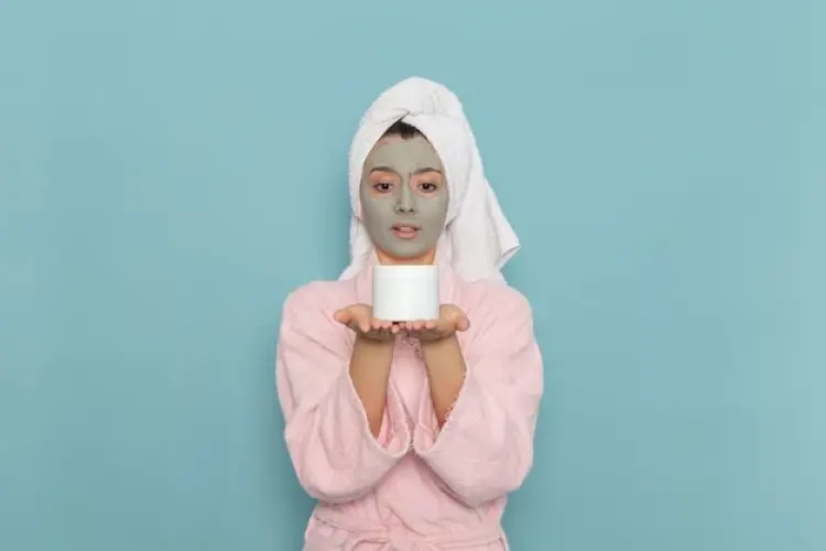 Manfaat dan Efek Samping Masker Wajah untuk Kulit Sensitif Buatan Sendiri