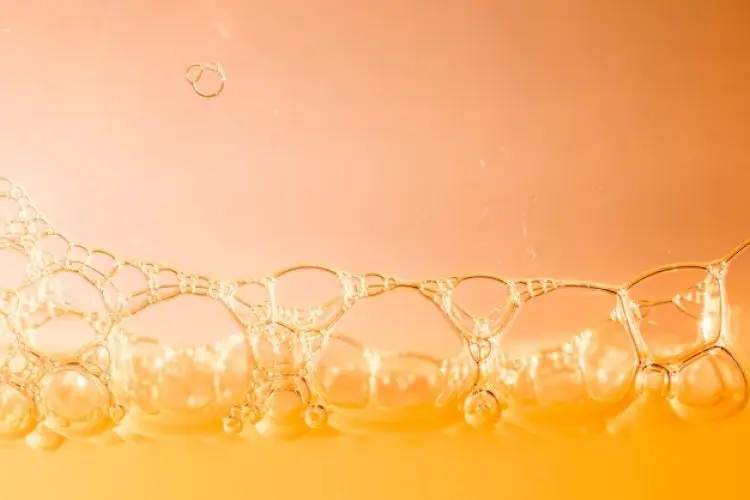 Seputar Skincare, Ini Perbedaan Vitamin C dan Niacinamide yang Harus Diketahui