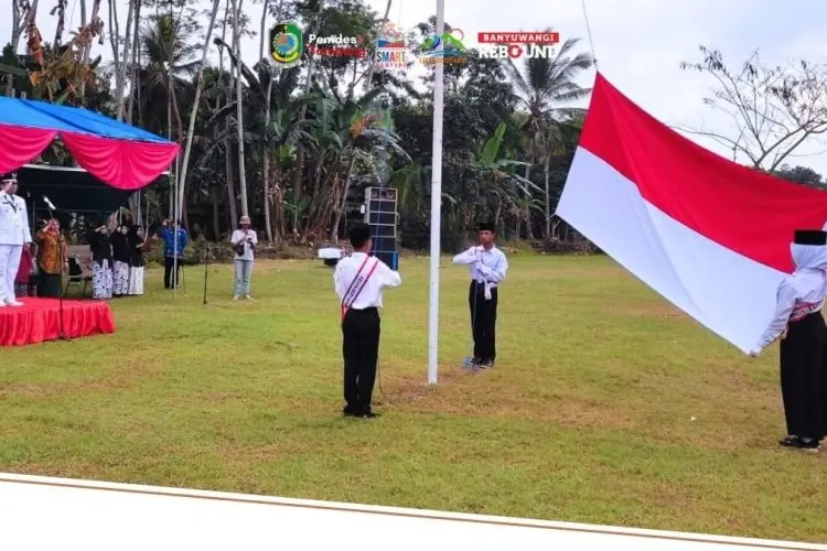 5 Rahasia Agar Tetap Bugar Saat Upacara Bendera: Dijamin Nggak Bakal Pingsan!