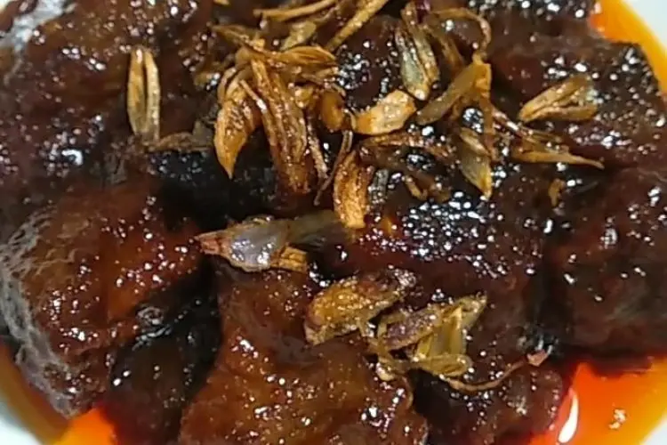 Rahasia Semur Daging Sapi Empuk: Resep Bumbu Meresap ala Rumahan yang Bikin Nagih!