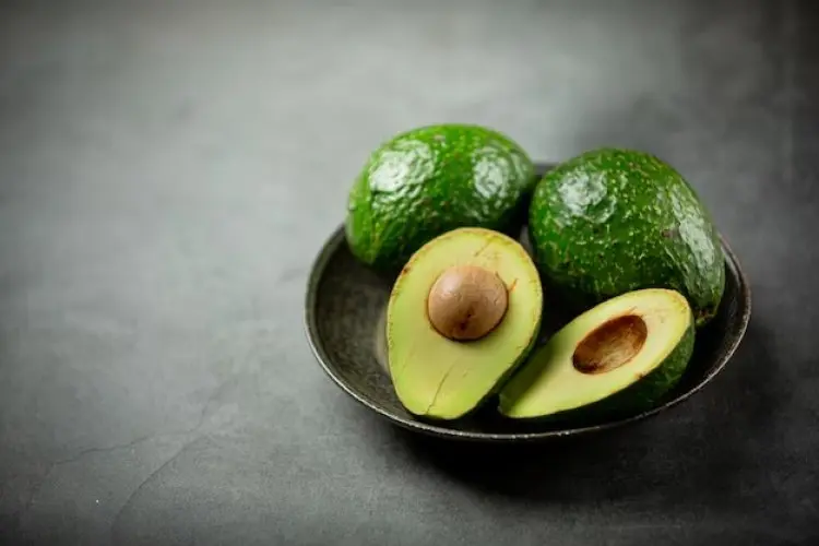 4 Makanan Alami yang Lindungi Usus Anda dari Ancaman Kanker