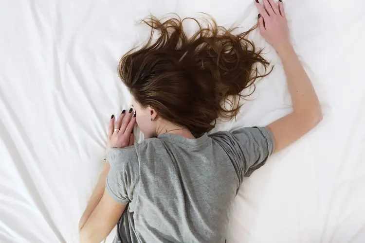 5 Rahasia Tidur Nyenyak yang Dijamin Bikin Kamu Bangun dengan Segar Bugar