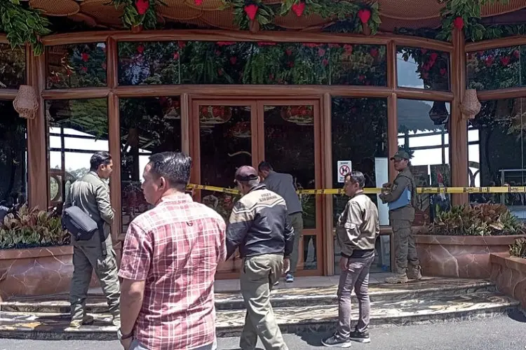 Akhirnya, Pemkab Bogor Segel Restoran Asep Stroberi dan 195 Bangunan Lain Tertibkan Kawasan Puncak