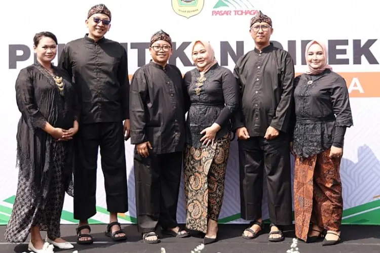 Asmawa Tosepu Lantik Tiga Direksi Pasar Tohaga, Hanya Nama Ini yang Bertahan