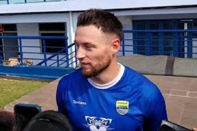 Ini Kondisi Terbaru Marc Klok dan Beckham Putra