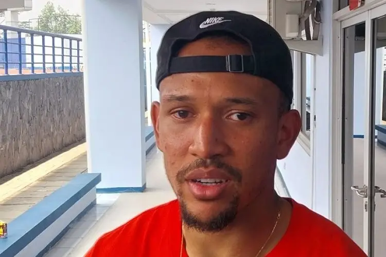 Ini Tanggapan Bek Anyar Persib Soal Sepak Bola Indonesia