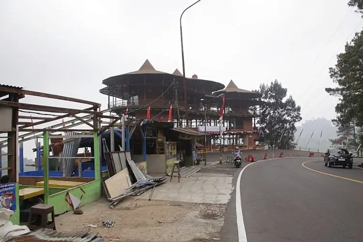 Resto Asep Stroberi Malah Dikenakan Tindak Pidana Ringan, Aktivis Lingkungan: Harusnya Dijerat UU Cipta Kerja