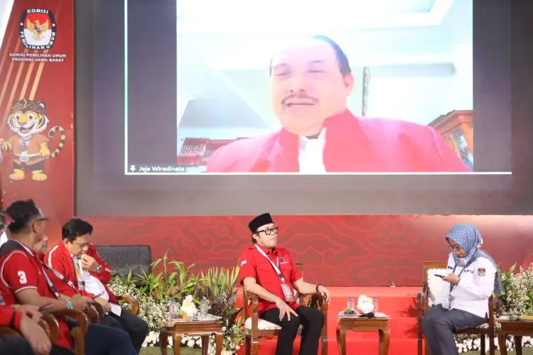 Diusung PDIP di Pilgub Jabar, Jeje Wiradinata Akui Dirinya Cuma Bupati Kampung dan Tak Moncer dari Sisi Elektabilitas
