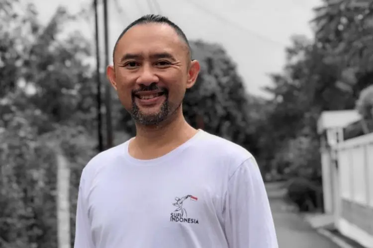 Mengenal Sosok Ronal Surapradja Cawagub Jabar, Populer di Program 'Extravaganza' hingga Gabung Klub Motor The Prediksi