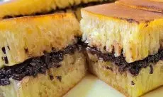 Martabak Manis Super Lembut: Panduan Lengkap Membuat Martabak Manis di Rumah dengan Hasil Sempurna