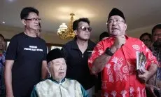 Ini Beda Sikap Rano Karno dan Demul soal Dana Daerah Mengendap di Bank