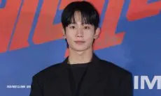 Gantikan Peran Yoo Ah In dalam Film Baru, Jung Hae In: Saya Meras Khawatir