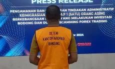 Lakukan Investasi Bodong, WNA Nigeria Diamankan di Apartemen Jardin  Cihampelas Bandung