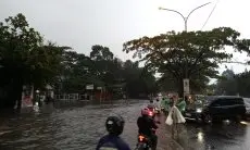 Antisipasi Bencana, Diskar PB Kota Bandung Siagakan Puluhan Personel