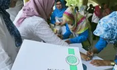 Gratis... Kemenag Karawang Berikan Fasilitas 956 Sertifikat Halal UMKM
