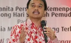 Respon Roy Suryo Usai Ditetapkan Jadi Tersangka Kasus Ijazah Jokowi: Saya Senyum Saja