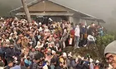 Viral di TikTok, Para Pendaki Gunung Antre Panjang Menuju Puncak Saat Libur Panjang