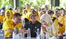 Dukung Arfi-Yena Atalia Ajak Kader Golkar Ketuk Pintu dan Ketuk Hati Warga Bandung