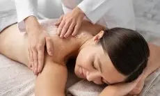 Rahasia Kulit Bersinar: Manfaat Body Polishing yang Wajib Anda Coba!